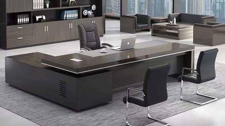 BUY Delta Executive Desk